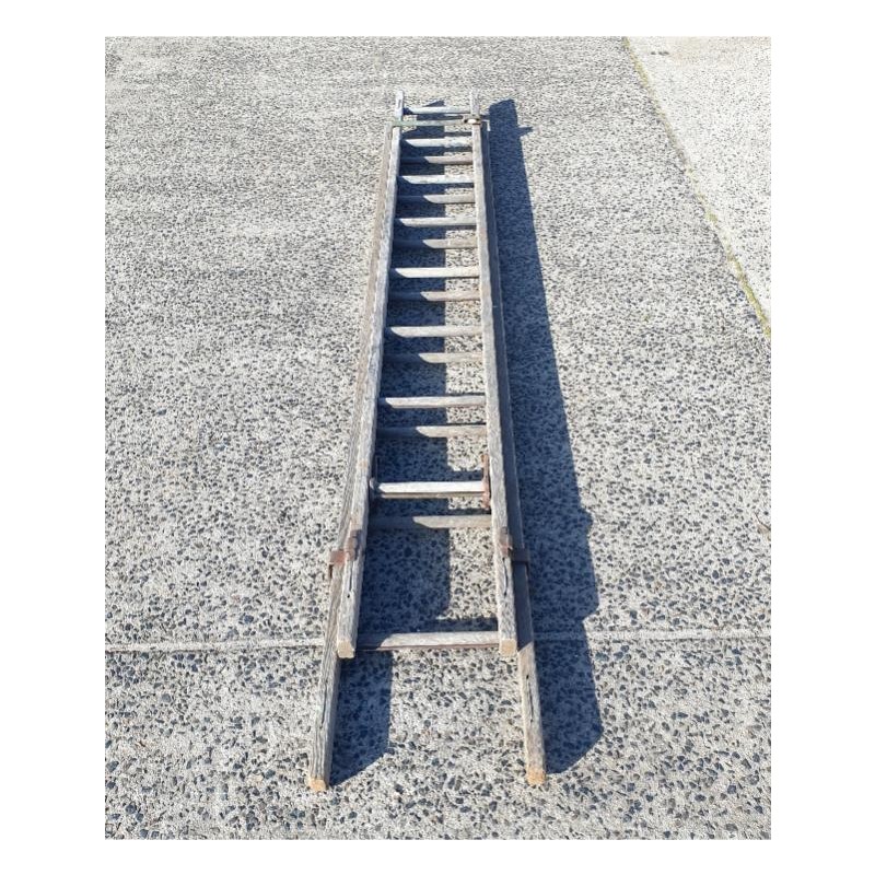L T Kennett Wooden - Extension Ladder