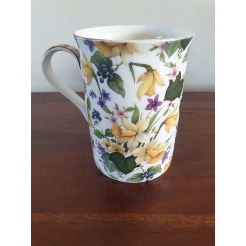 Set of 4 Maxwell Williams Coffee Mugs