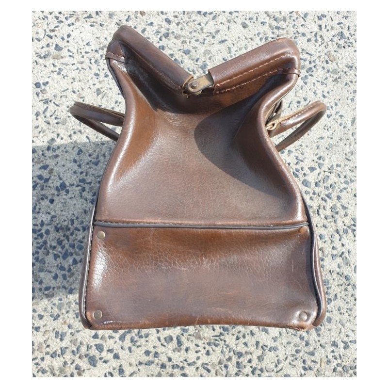 Vintage Brown Leather Gladstone Bag