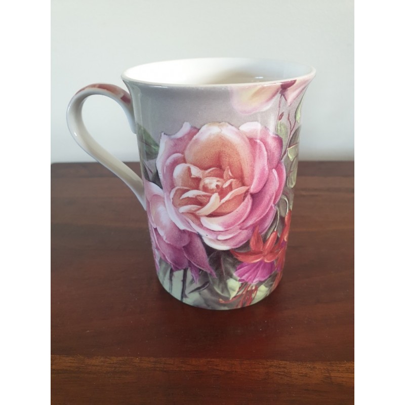 Set of 4 Maxwell Williams Coffee Mugs