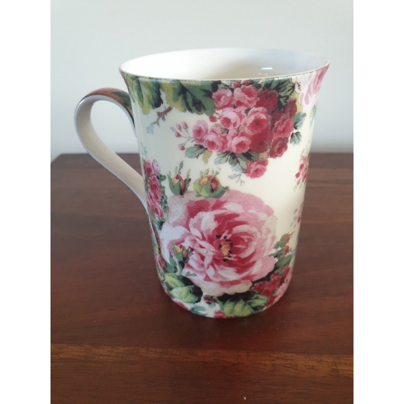 Set of 4 Maxwell Williams Coffee Mugs